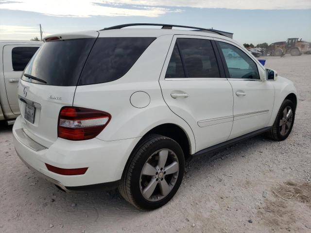4JGBB8GB3BA733984 - 2011 MERCEDES-BENZ ML 350 4MATIC WHITE photo 3