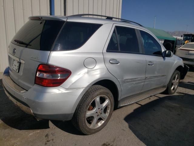 4JGBB86EX7A260068 - 2007 MERCEDES-BENZ ML 350 SILVER photo 3