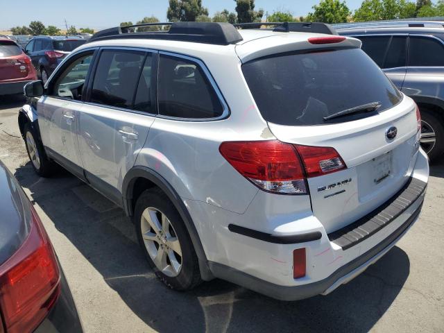 4S4BRBKC6D3209924 - 2013 SUBARU OUTBACK 2.5I LIMITED WHITE photo 2