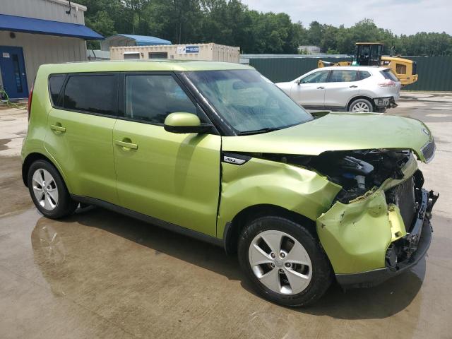 KNDJN2A24G7827860 - 2016 KIA SOUL GREEN photo 4