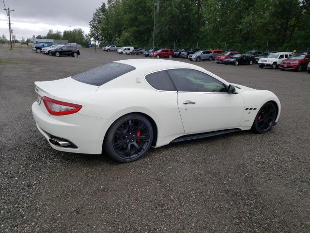 ZAMHJ45A290046737 - 2009 MASERATI GRANTURISM S WHITE photo 3