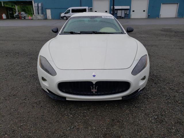 ZAMHJ45A290046737 - 2009 MASERATI GRANTURISM S WHITE photo 5