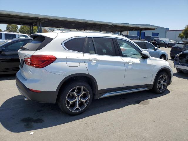 WBXHT3C34J5K24347 - 2018 BMW X1 XDRIVE28I WHITE photo 3