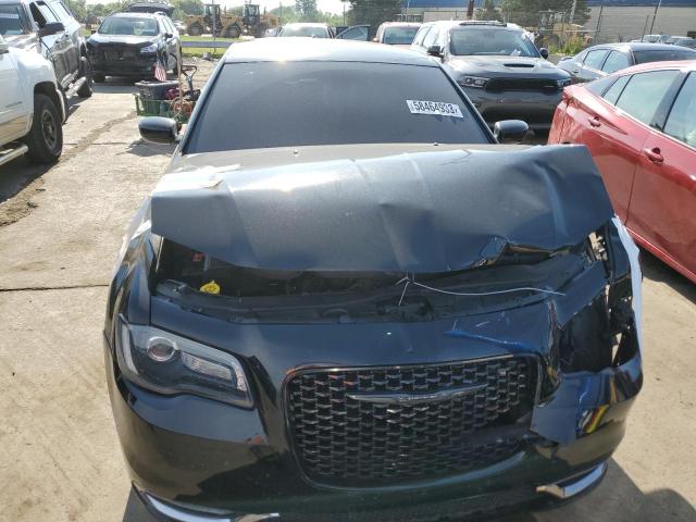 2C3CCAGG4FH927816 - 2015 CHRYSLER 300 S BLACK photo 5