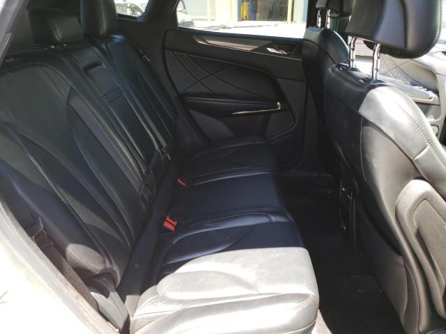 5LMCJ2C98HUL08899 - 2017 LINCOLN MKC SELECT Սպիտակ լուսանկար 11