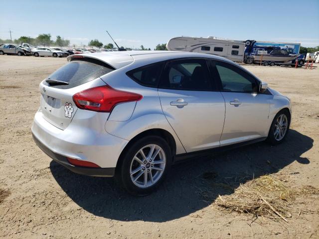 1FADP3K20JL272373 - 2018 FORD FOCUS SE SILVER photo 3