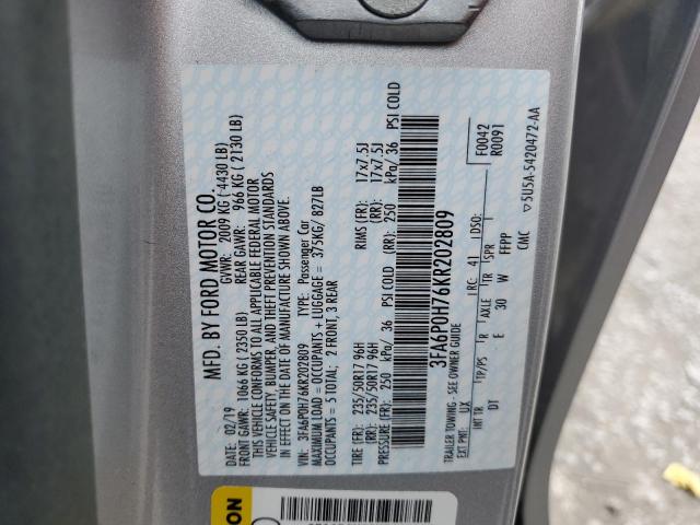 3FA6P0H76KR202809 - 2019 FORD FUSION SE ვერცხლისფერი ფოტო 12