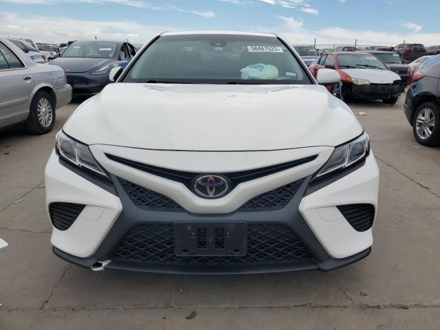 JTNB11HK7J3021604 - 2018 TOYOTA CAMRY L WHITE photo 5