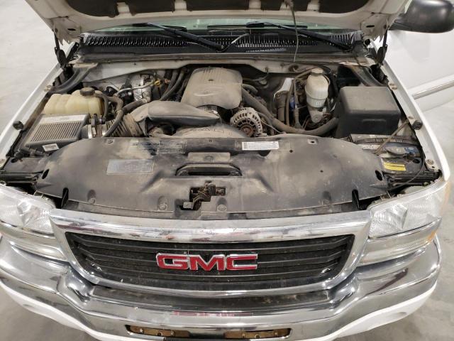 1GTGK13U03F137664 - 2003 GMC SIERRA K1500 HEAVY DUTY WHITE photo 11