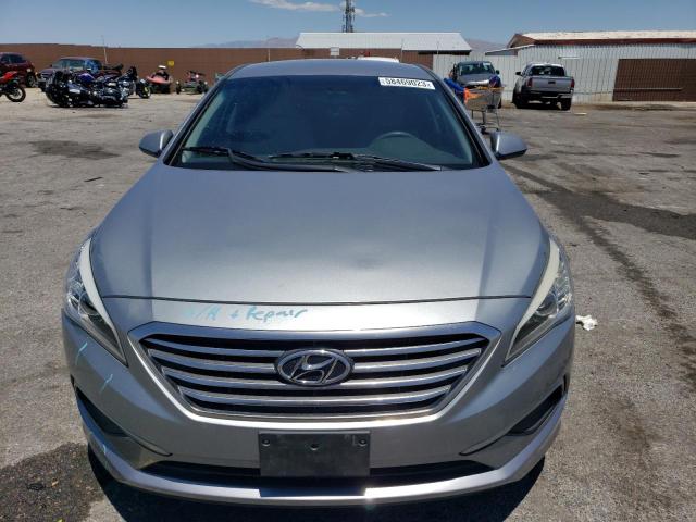 5NPE24AFXGH373201 - 2016 HYUNDAI SONATA SE SILVER photo 5