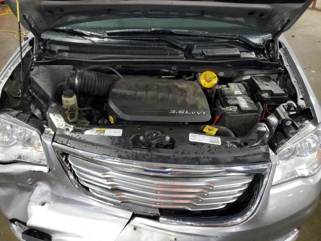 2C4RC1CG7FR529439 - 2015 CHRYSLER TOWN & COU TOURING L SILVER photo 12