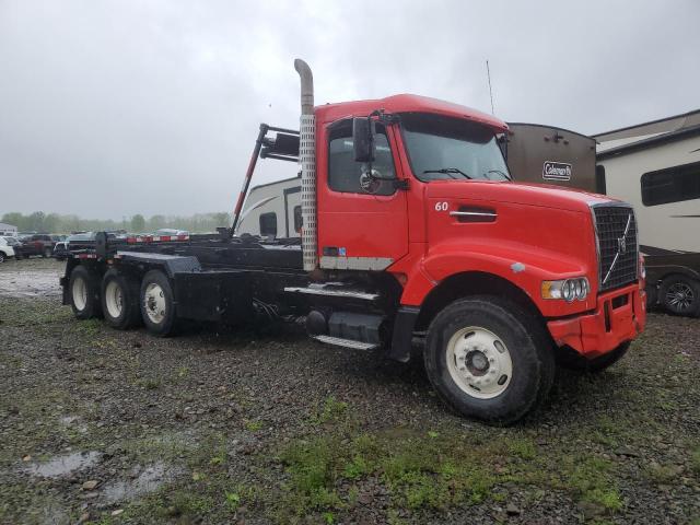 2007 VOLVO VHD, 