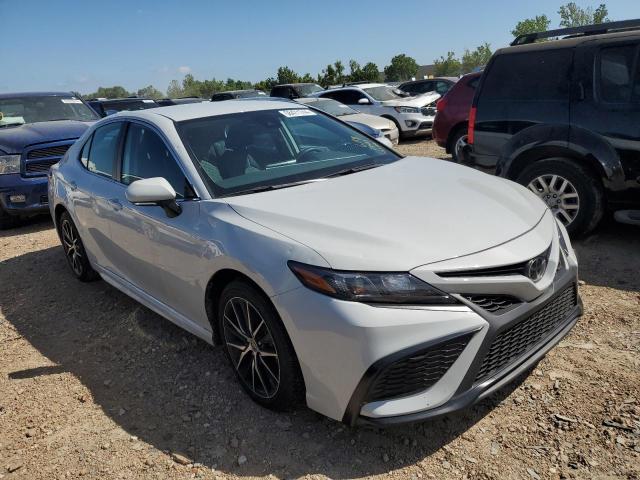 4T1G11AK5PU130629 - 2023 TOYOTA CAMRY SE NIGHT SHADE WHITE photo 4