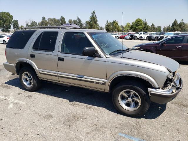 1GNCS13W312213650 - 2001 CHEVROLET BLAZER SILVER photo 4