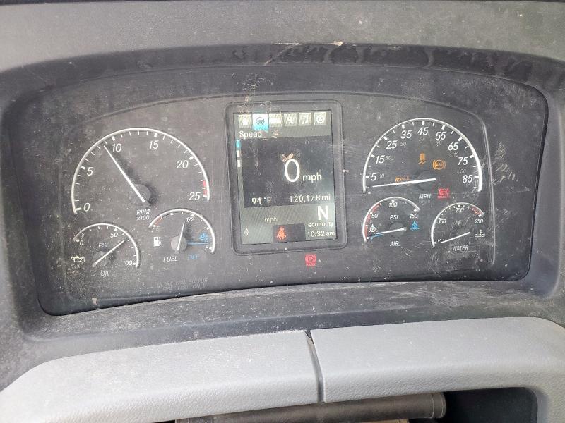 3AKJHLDV9MSNB0445 - 2021 FREIGHTLINER CASCADIA 1 WHITE photo 8