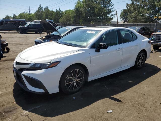 4T1S11AK8RU200296 - 2024 TOYOTA CAMRY SE NIGHT SHADE WHITE photo 1