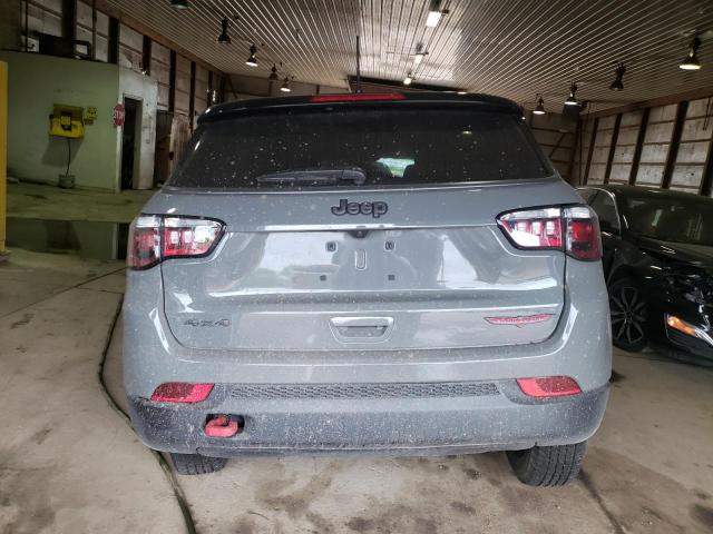 3C4NJDDB8NT187312 - 2022 JEEP COMPASS TRAILHAWK GRAY photo 6