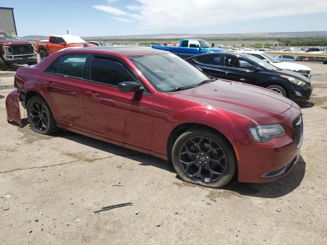 2C3CCAAG2KH601516 - 2019 CHRYSLER 300 TOURING MAROON photo 4