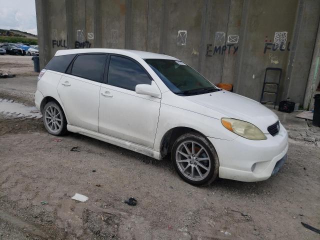2T1KR32E95C428137 - 2005 TOYOTA COROLLA MA XR WHITE photo 4