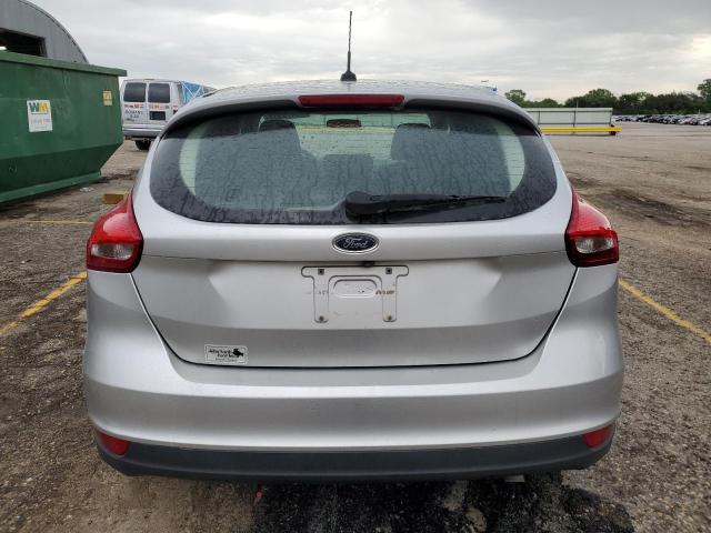 1FADP3K22FL300407 - 2015 FORD FOCUS SE SILVER photo 6