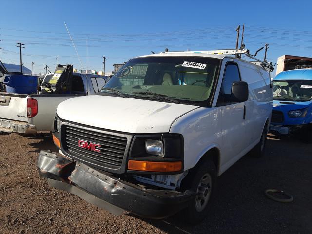 1GTGG25C091124155 - 2009 GMC SAVANA G2500 WHITE photo 2