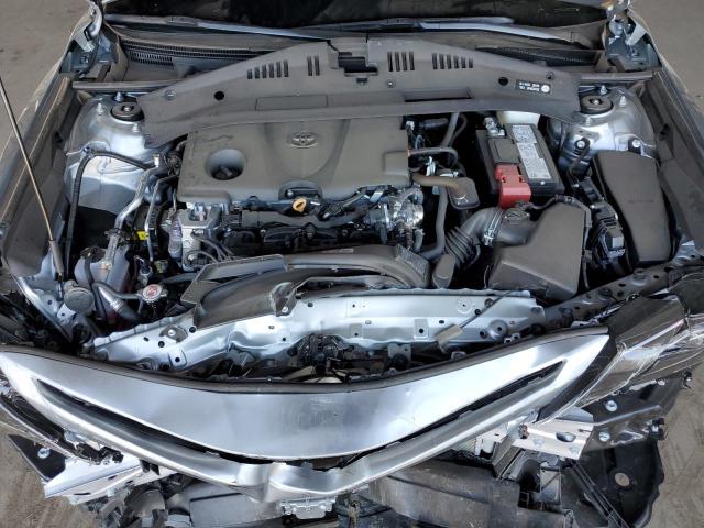 4T1G11AKXRU252602 - 2024 TOYOTA CAMRY SE NIGHT SHADE SILVER photo 11