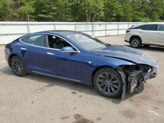 5YJSA1E29JF264326 - 2018 TESLA MODEL S BLUE photo 4