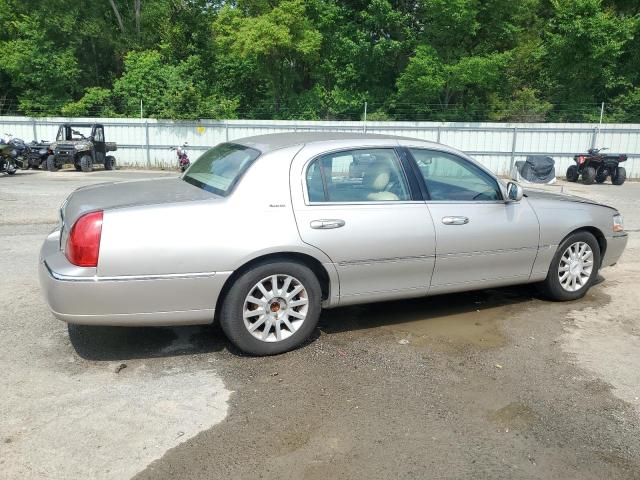 1LNHM81W03Y620258 - 2003 LINCOLN TOWN CAR EXECUTIVE Թուխ լուսանկար 3