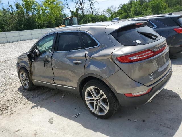 5LMCJ3D91HUL20350 - 2017 LINCOLN MKC RESERVE SILVER photo 2