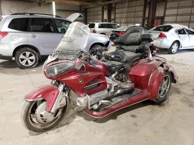 JH2SC68L9CK001052 - 2012 HONDA GL1800 RED photo 2