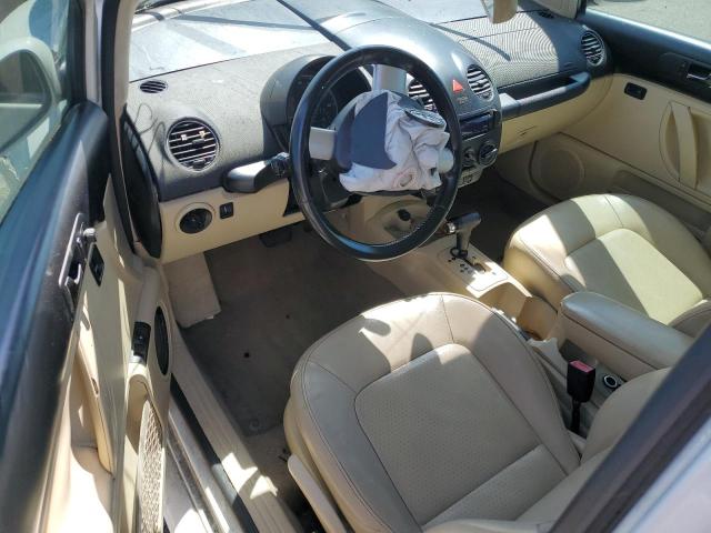 3VWPG3AG0AM012913 - 2010 VOLKSWAGEN NEW BEETLE WHITE photo 8