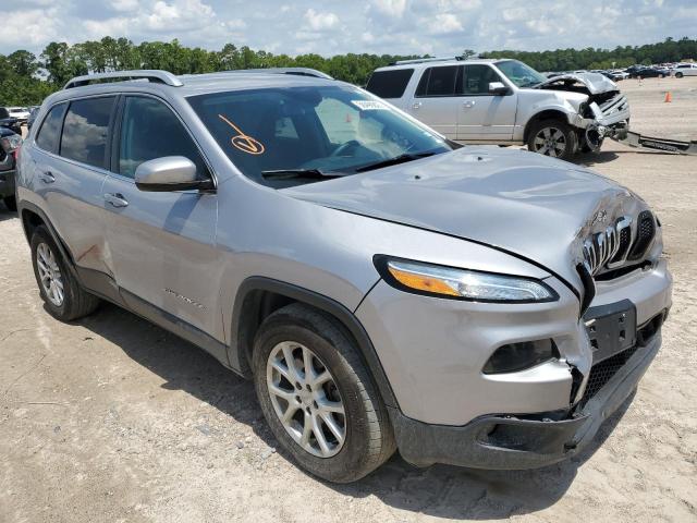 1C4PJLCB9JD615733 - 2018 JEEP CHEROKEE LATITUDE SILVER photo 4