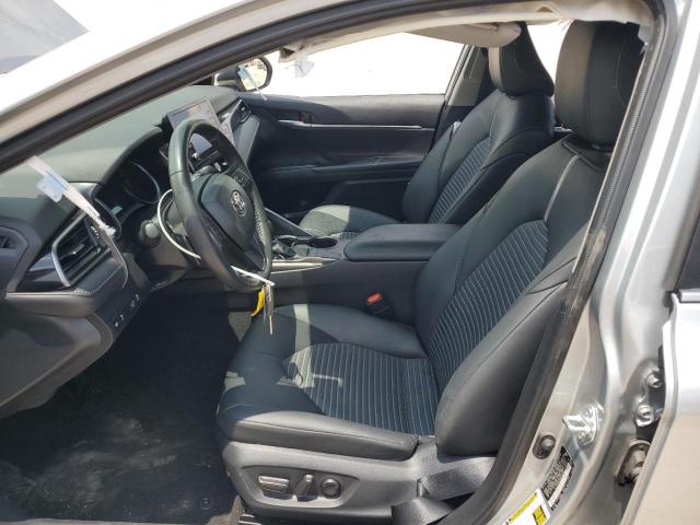 4T1G11AK3PU145291 - 2023 TOYOTA CAMRY SE NIGHT SHADE SILVER photo 7