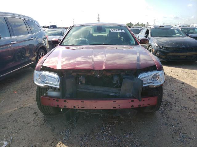 2C3CCARG0GH217097 - 2016 CHRYSLER 300 LIMITED RED photo 5