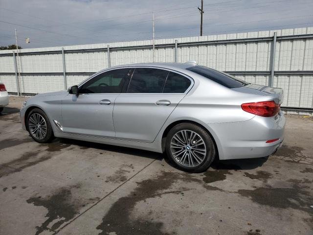 WBAJA7C53KWW06083 - 2019 BMW 530 XI SILVER photo 2