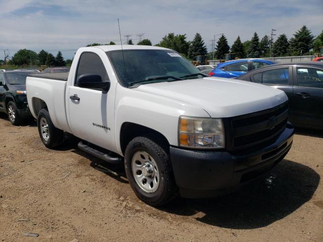 1GCPCPEX6AZ284588 - 2010 CHEVROLET SILVERADO C1500 WHITE photo 4