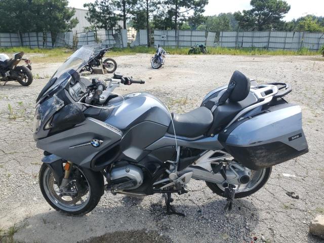 WB10A1305EZ190621 - 2014 BMW R1200 RT GRAY photo 3