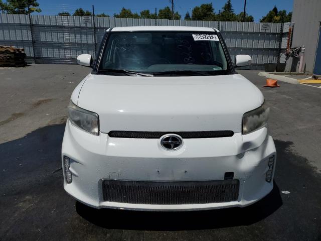 JTLZE4FE5FJ082284 - 2015 TOYOTA SCION XB WHITE photo 5