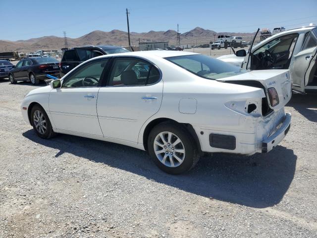 JTHBA30G945000610 - 2004 LEXUS ES 330 WHITE photo 2