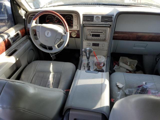 5LMFU28546LJ24654 - 2006 LINCOLN NAVIGATOR 白色 照片 8