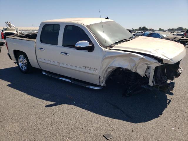 3GCPCSE03DG154052 - 2013 CHEVROLET SILVERADO2 C1500 LT CREAM photo 4