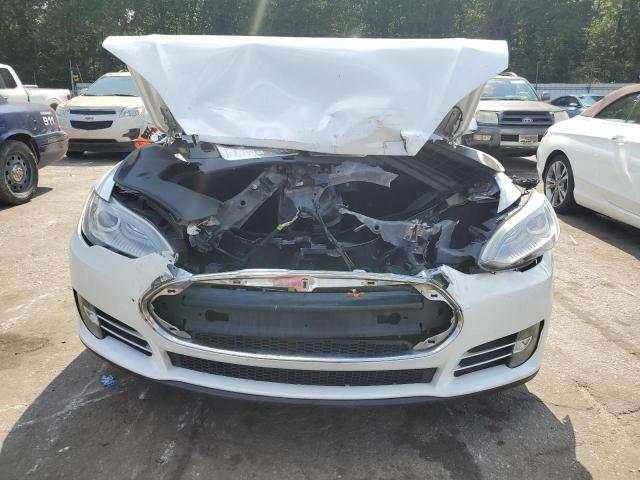 5YJSA1DN9DFP17165 - 2013 TESLA MODEL S თეთრი ფოტო 5