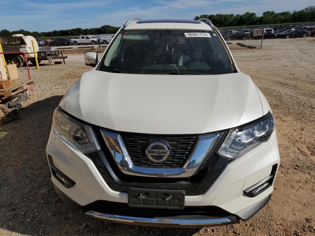 JN8AT2MV7JW304376 - 2018 NISSAN ROGUE S WHITE photo 5