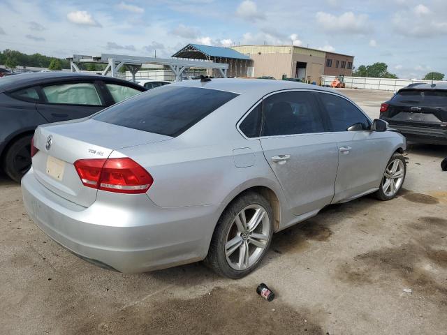 1VWBN7A30EC064263 - 2014 VOLKSWAGEN PASSAT SE SILVER photo 3