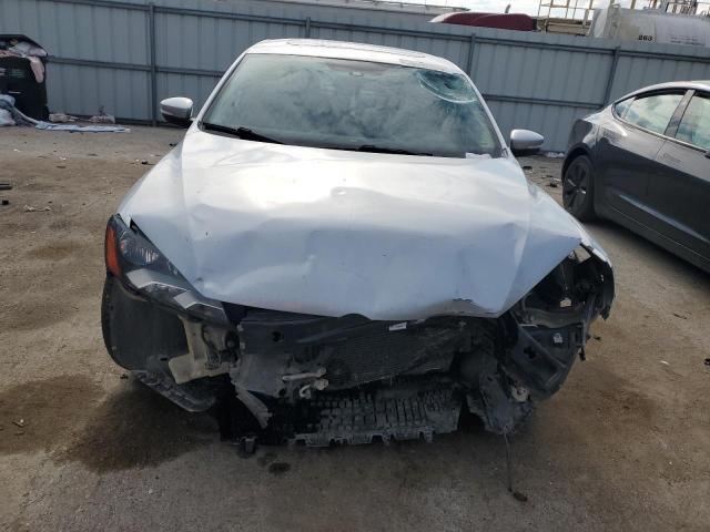 1VWBN7A30EC064263 - 2014 VOLKSWAGEN PASSAT SE SILVER photo 5