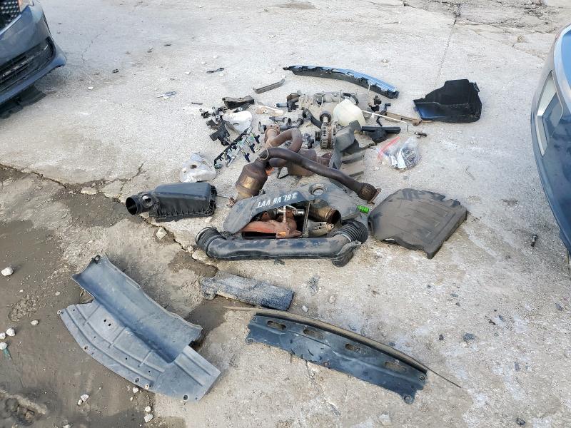 1G1ZJ577894186261 - 2009 CHEVROLET MALIBU 2LT BLUE photo 12