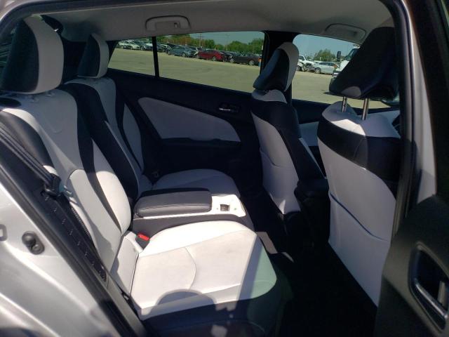 JTDKARFPXH3062840 - 2017 TOYOTA PRIUS PRIM 银色 照片 10