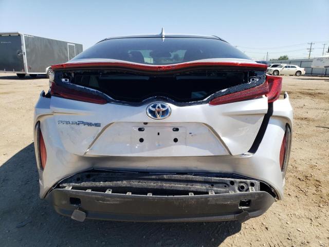 JTDKARFPXH3062840 - 2017 TOYOTA PRIUS PRIM 银色 照片 6