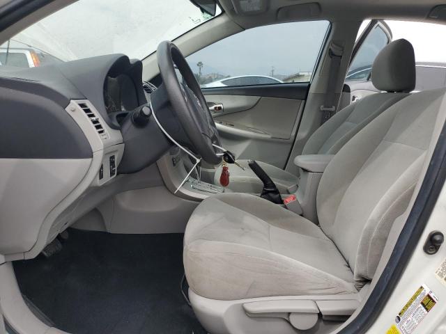 5YFBU4EE4CP072645 - 2012 TOYOTA COROLLA BASE أبيض صورة 7