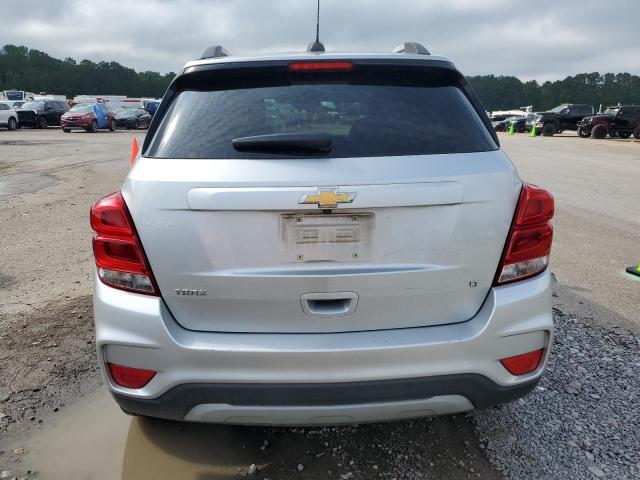 KL7CJLSB5JB587132 - 2018 CHEVROLET TRAX 1LT فضي صورة 6